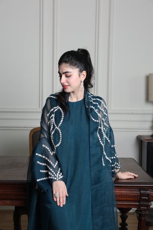 Noorè Cape set